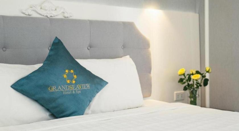 Grand Sea View 2*