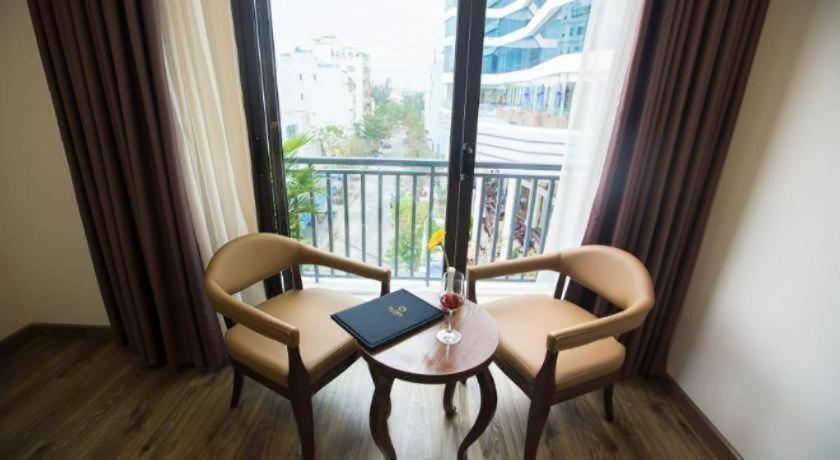 Grand Sea View 2*