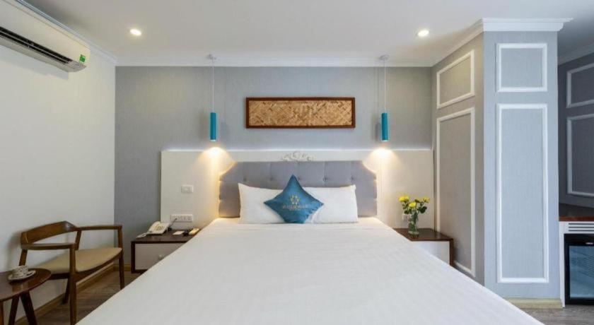Grand Sea View 2*